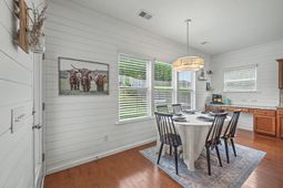106 Medford Drive photo 4