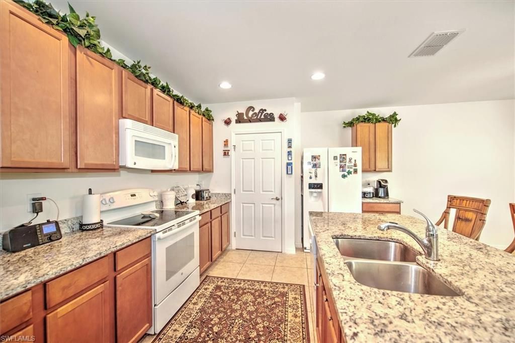 3200 Birch Tree Ln , Alva, FL 33920 Photo