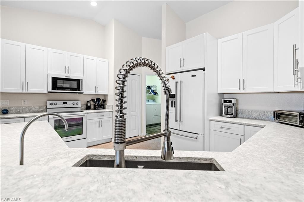 3810 NW 46th St, Cape Coral, FL 33993 Photo
