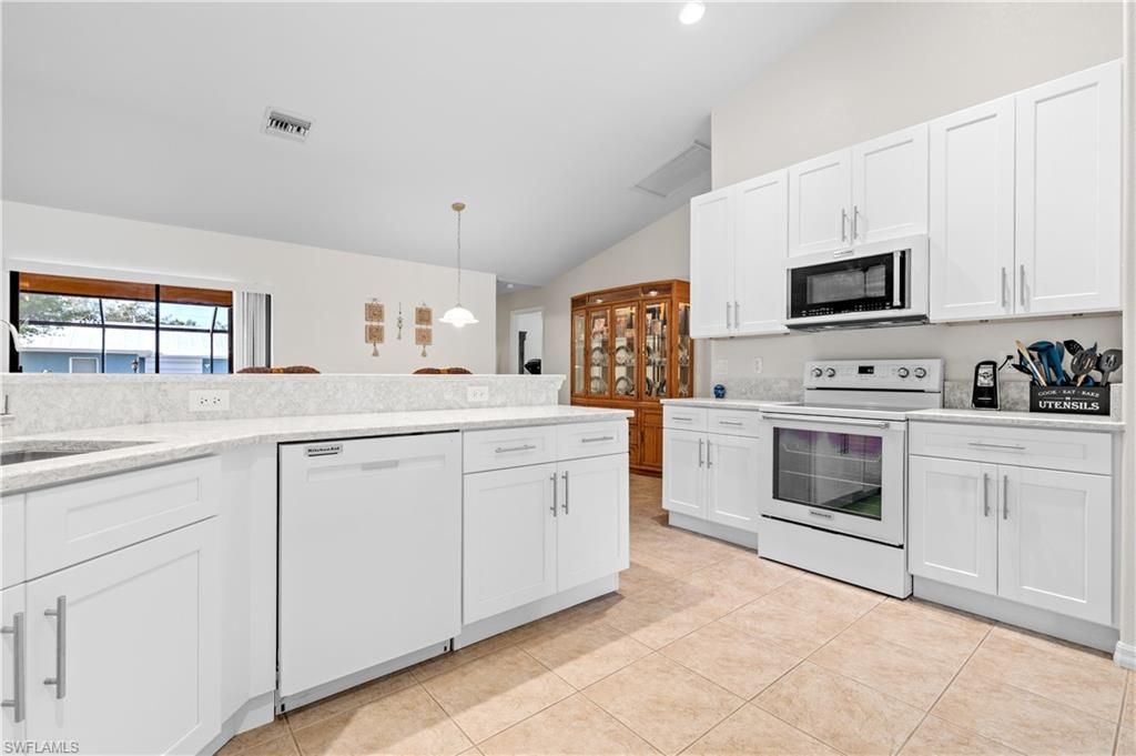 3810 NW 46th St, Cape Coral, FL 33993 Photo