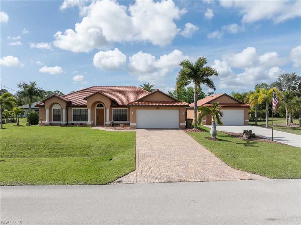 3810 NW 46th St, Cape Coral, FL 33993 Photo