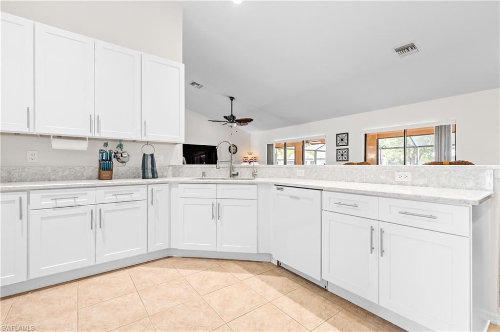 3810 NW 46th St, Cape Coral, FL 33993 Photo