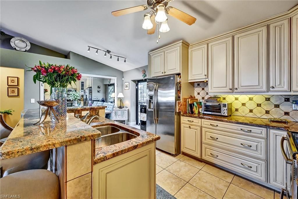 2442 SW Embers Ter, Cape Coral, FL 33991 Photo
