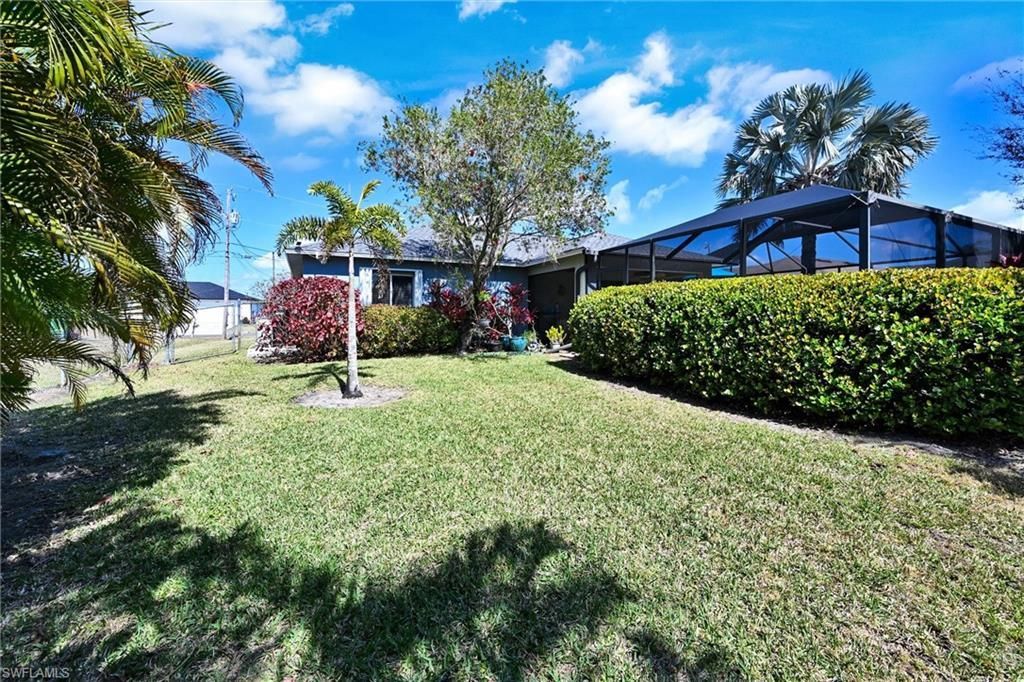 2442 SW Embers Ter, Cape Coral, FL 33991 Photo