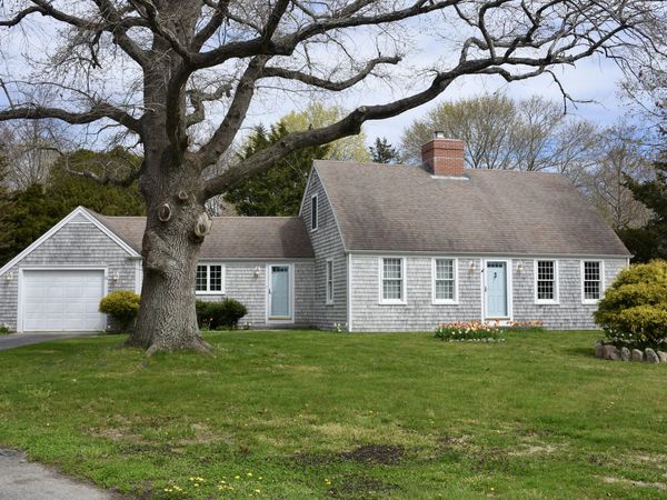 11 Beale Avenue , Sandwich, MA 02563
