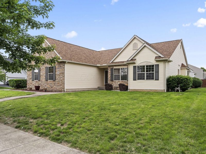5738 Little Red Rover Street , Groveport, OH 43125 Photo 3