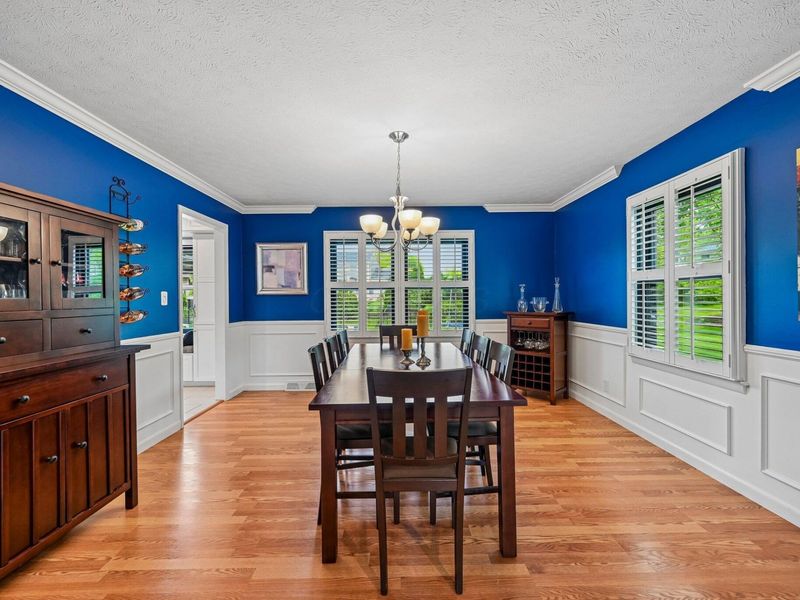 908 Colony Way , Columbus, OH 43235 Photo 17
