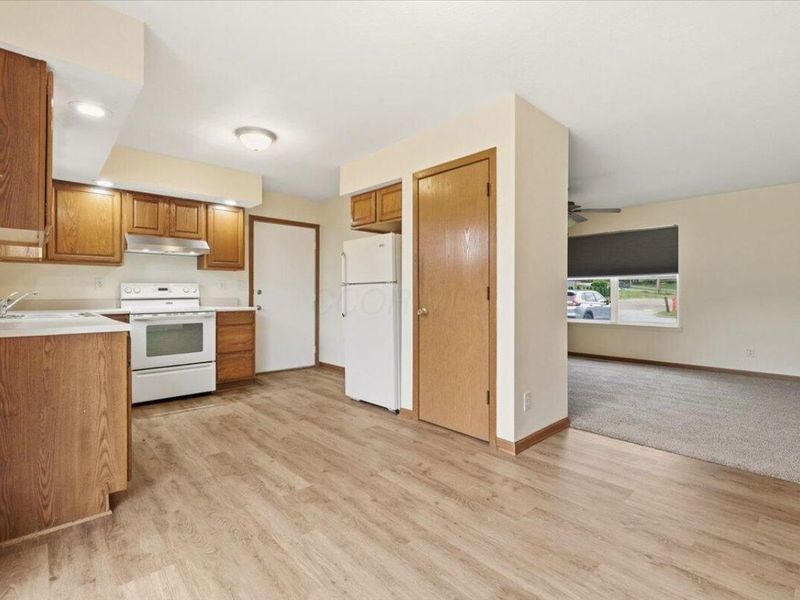 329 Wooster Road , Mount Vernon, OH 43050 Photo 6