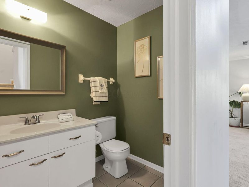 27 W Lincoln Street, Columbus, OH 43215 Photo 20