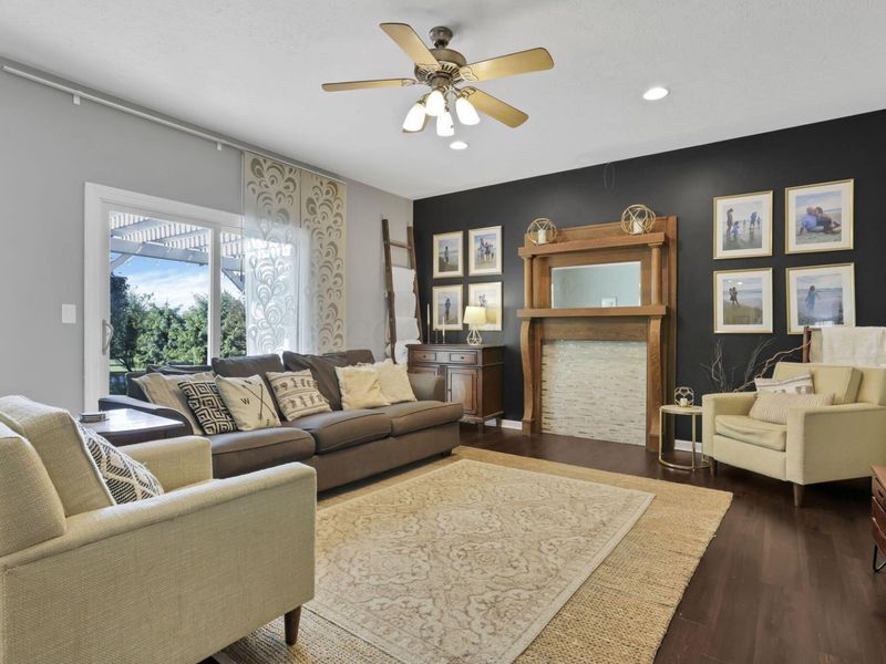104 Grand Pointe Drive, Hebron, OH 43025 Photo 9