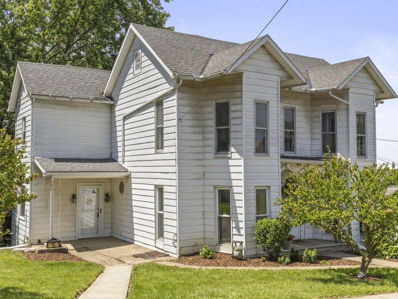 15 Southwest Street, Thornville, OH 43076 Photo 3