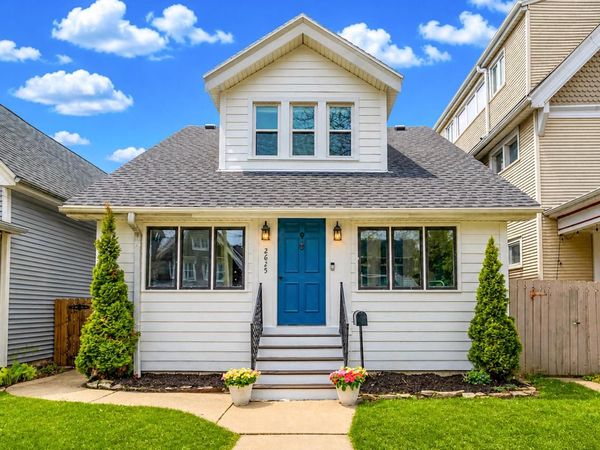 2625 Wentworth AVENUE, Milwaukee, WI 53207