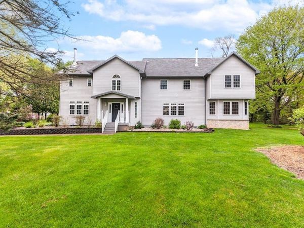 W329N4072 Lakeland DRIVE, Nashotah, WI 53058