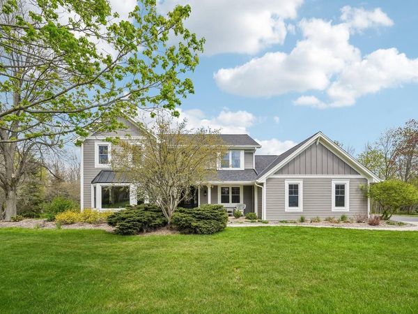 1722 Thrush LANE, Mequon, WI 53092