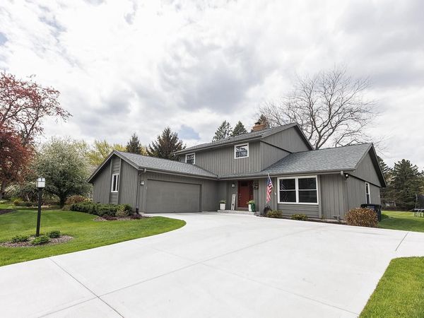 4 Cherrywood COURT, Wind Point, WI 53402