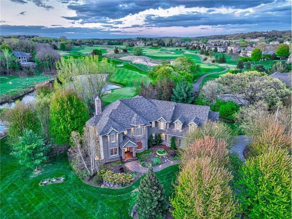 327 Lindsay Road, Hudson, WI 54016