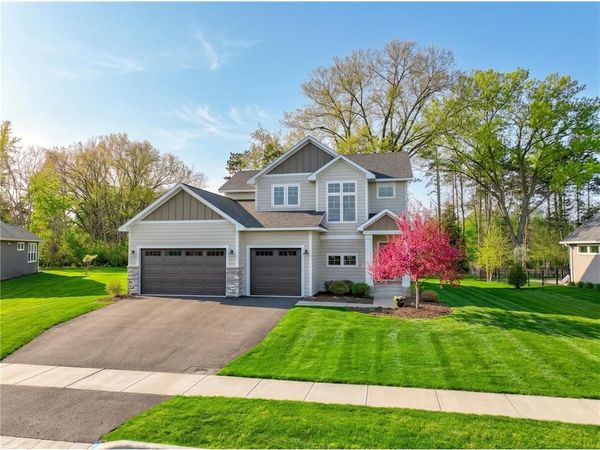 1426 Lee Circle, Hudson, WI 54016