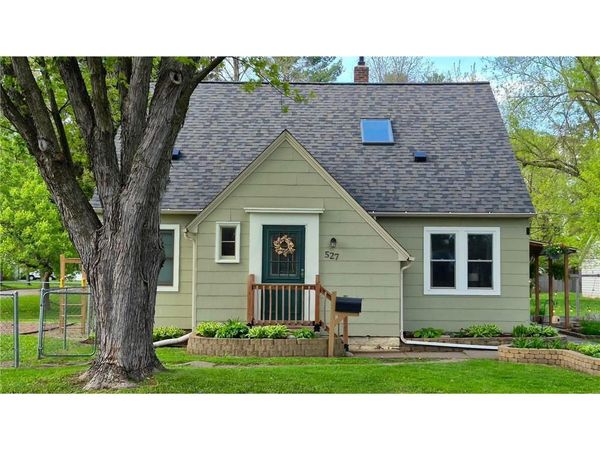 527 Division Street, River Falls, WI 54022