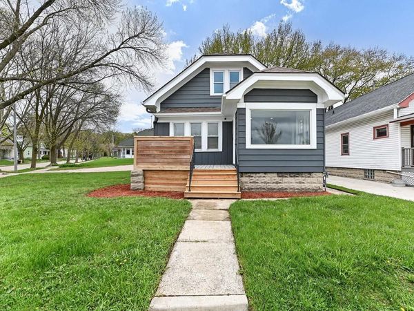 7028 State STREET, Wauwatosa, WI 53213