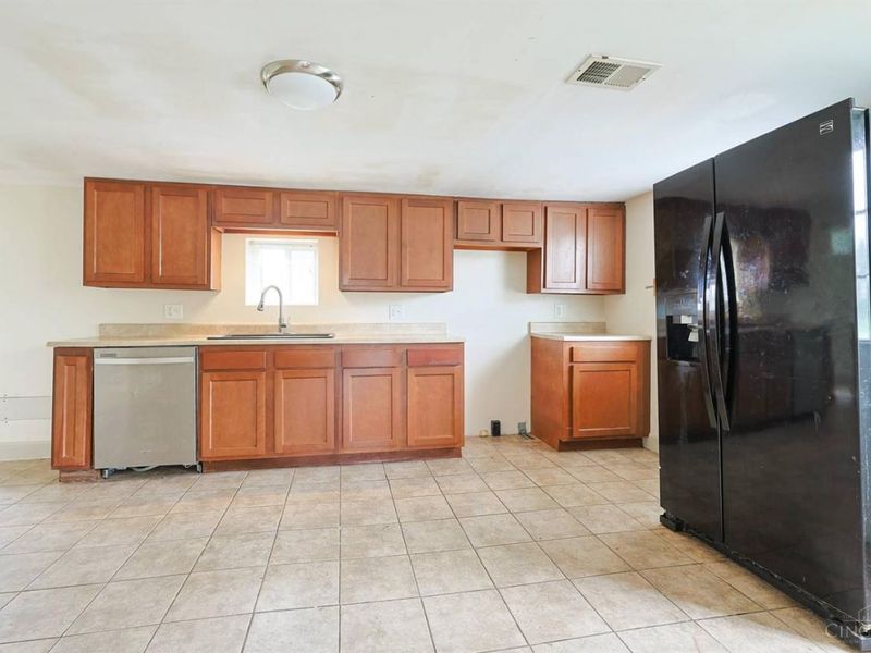 6136 Main Street, Salem Twp, OH 45152 Photo 13