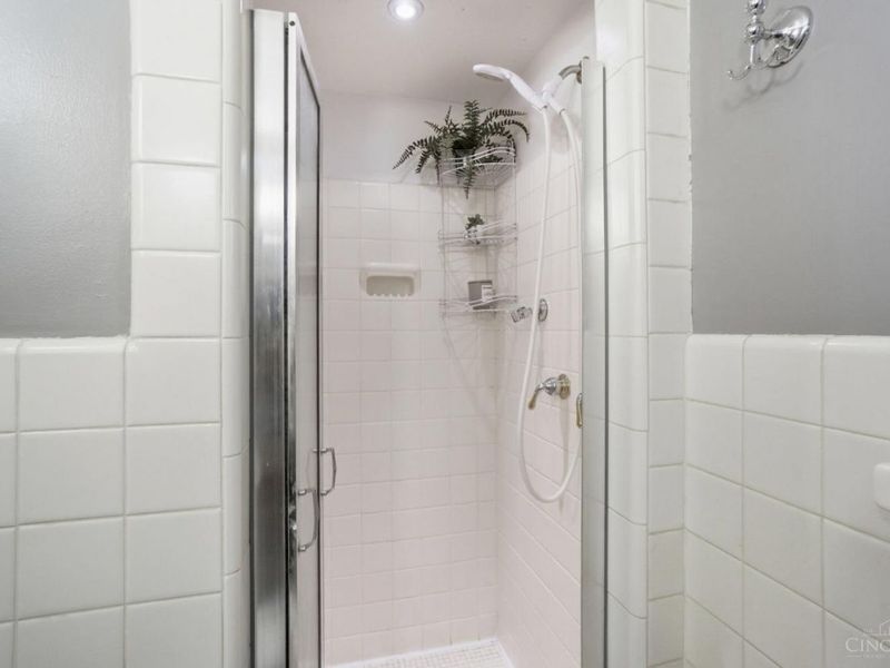 410 Compton Road, Wyoming, OH 45215 Photo 41