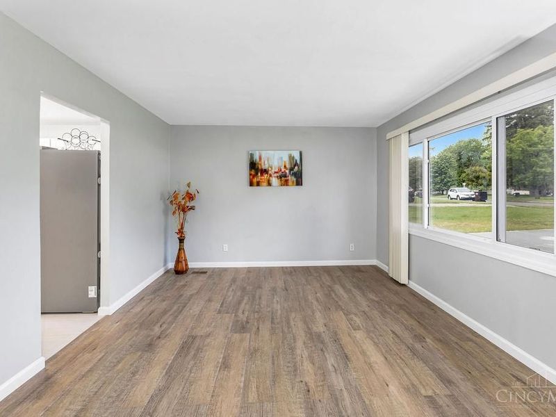 1019 W Main Street, Loveland, OH 45140 Photo 3