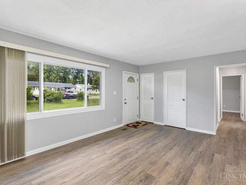 1019 W Main Street, Loveland, OH 45140 Photo 4