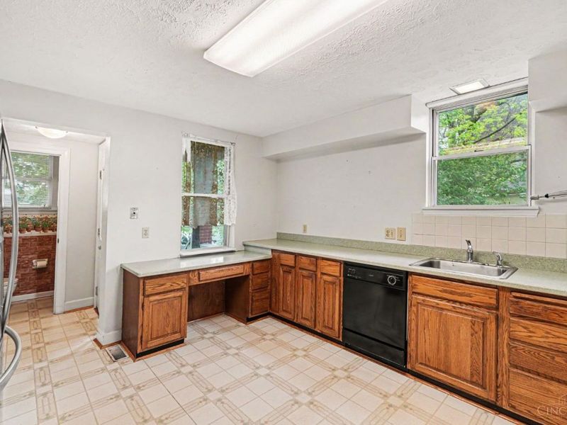 5225 Rose Avenue, Norwood, OH 45212 Photo 11