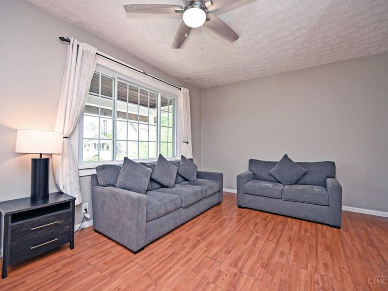 3977 Delmar Avenue, Cheviot, OH 45211 Photo 8