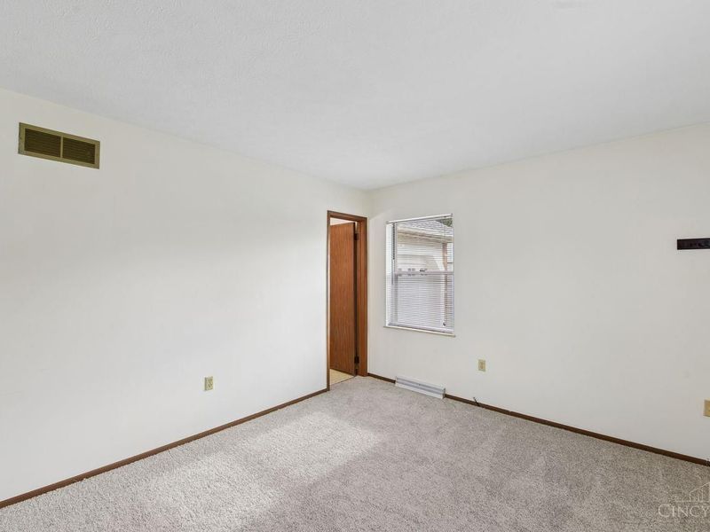1278 Sanborn Court, Reading, OH 45215 Photo 20