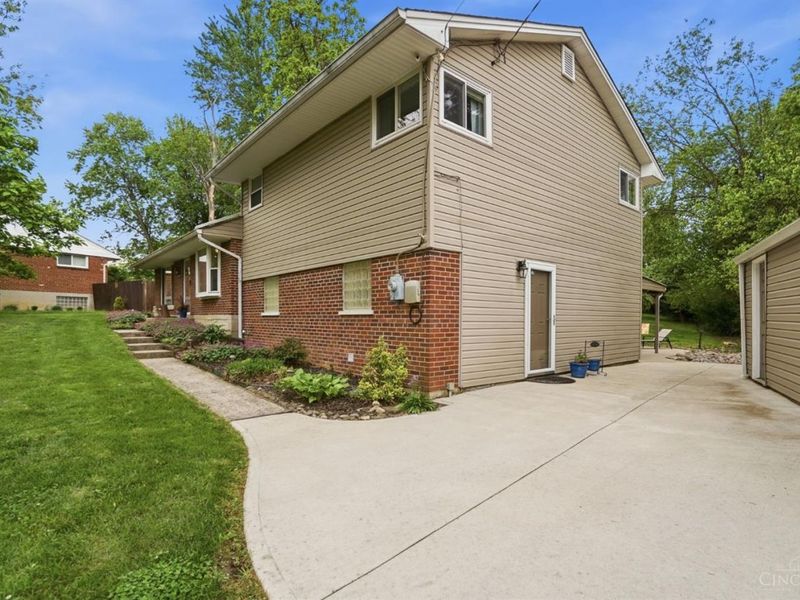 475 Craig Road, Union Twp, OH 45244 Photo 9