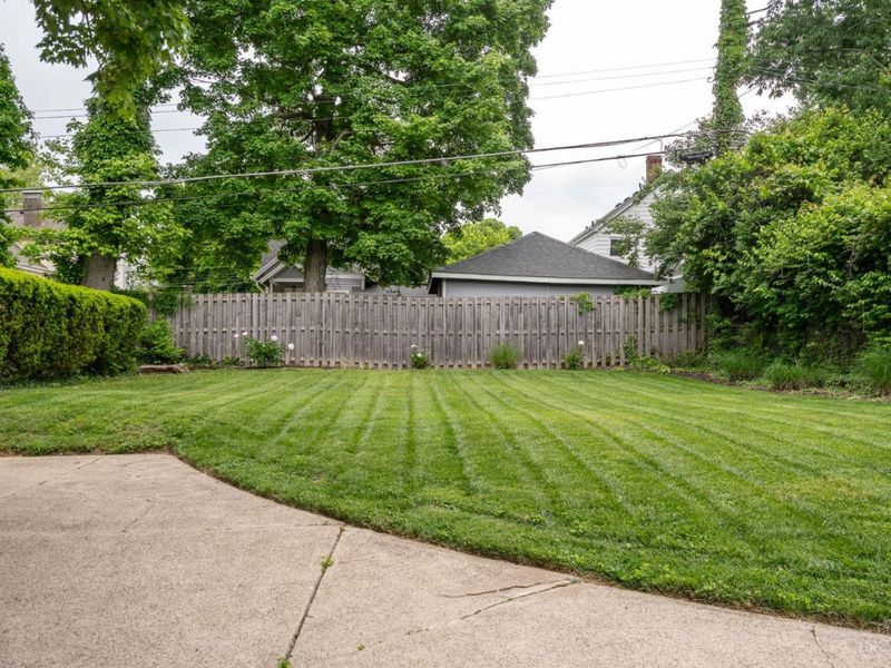 3846 Drakewood Drive, Cincinnati, OH 45209 Photo 34
