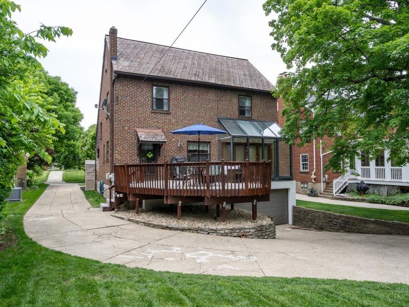 3846 Drakewood Drive, Cincinnati, OH 45209 Photo 35