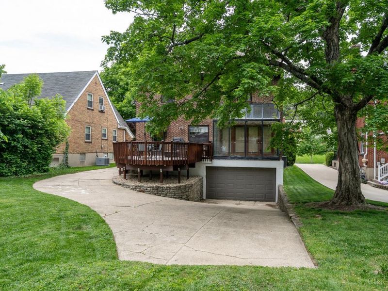 3846 Drakewood Drive, Cincinnati, OH 45209 Photo 36