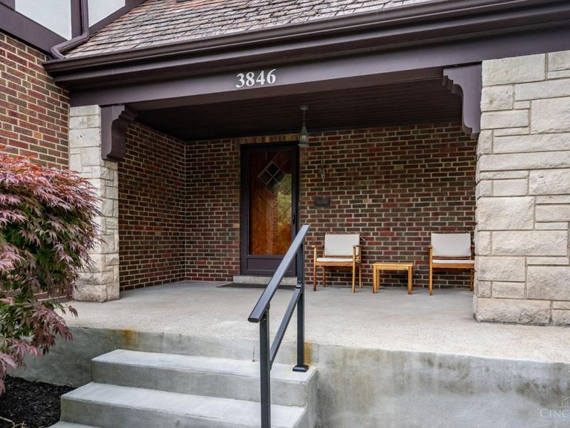 3846 Drakewood Drive, Cincinnati, OH 45209 Photo 5