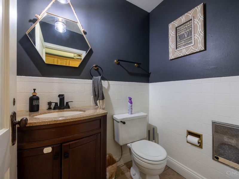 2654 Ocosta Avenue, Cincinnati, OH 45211 Photo 13