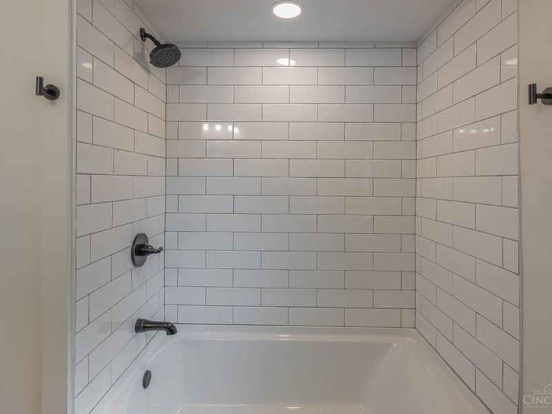 6481 Devonwood Drive, Cincinnati, OH 45224 Photo 11