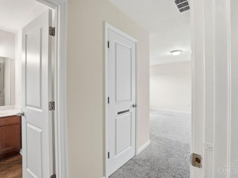 7025 Locker Court, Cincinnati, OH 45224 Photo 23