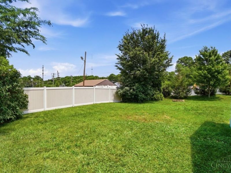 7025 Locker Court, Cincinnati, OH 45224 Photo 51