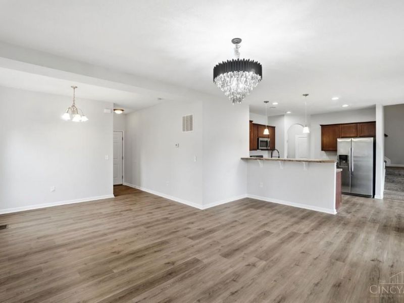 7025 Locker Court, Cincinnati, OH 45224 Photo 8