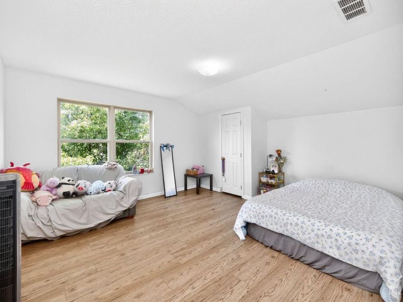 218 Heffron Circle, Hamilton Twp, OH 45039 Photo 32
