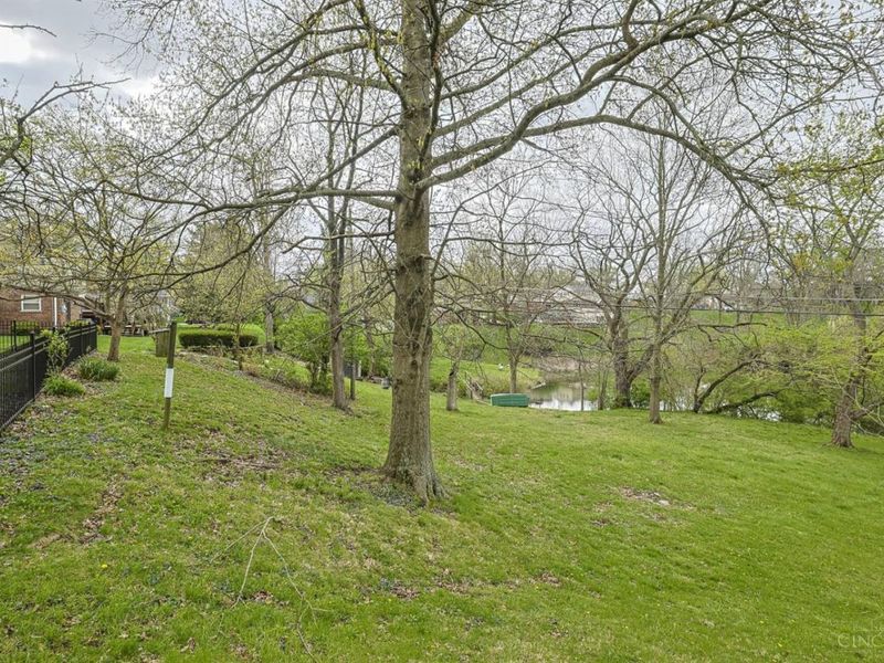 7099 Pickway Drive, Green Township, OH 45233 Photo 45