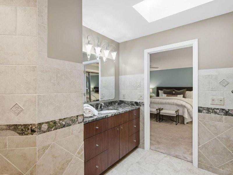 9486 Oakhurst Court, Blue Ash, OH 45241 Photo 38