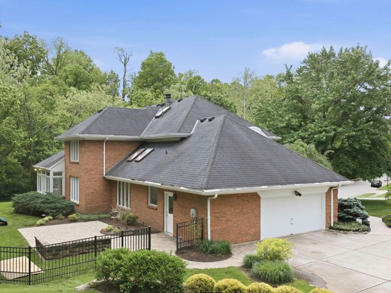 9486 Oakhurst Court, Blue Ash, OH 45241 Photo 58