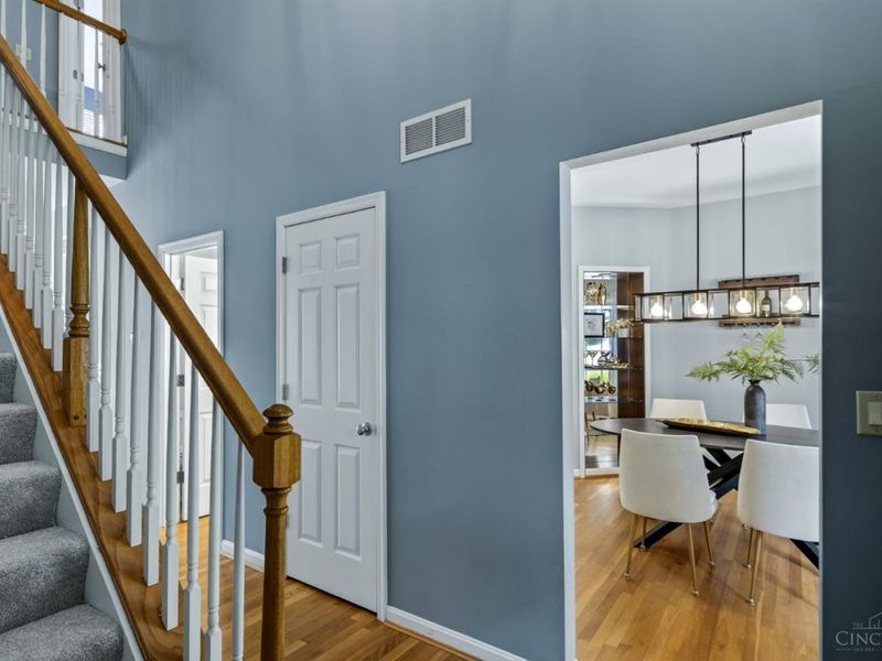 557 Hoge Street, Cincinnati, OH 45226 Photo 3