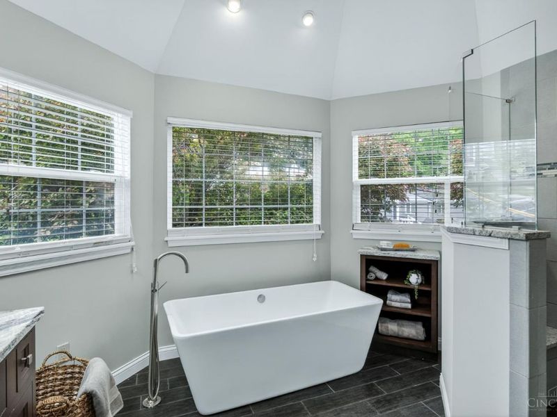557 Hoge Street, Cincinnati, OH 45226 Photo 31