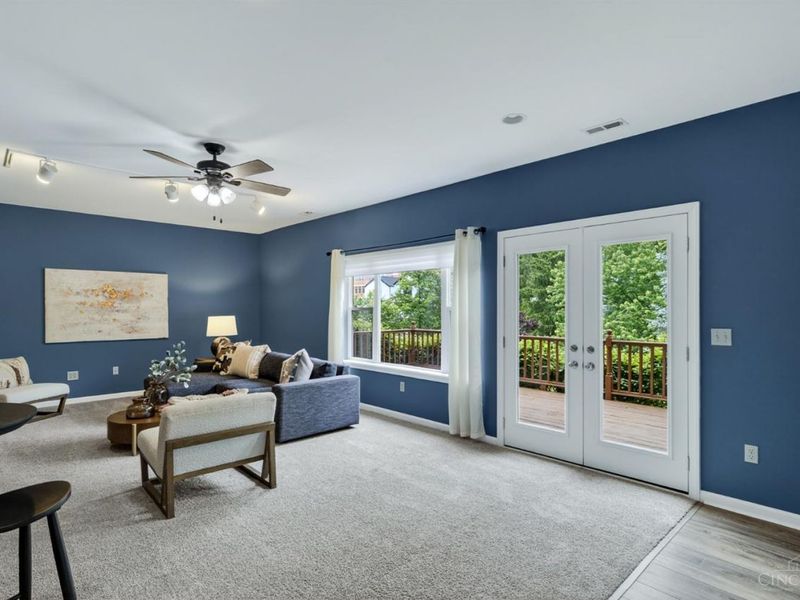 557 Hoge Street, Cincinnati, OH 45226 Photo 44