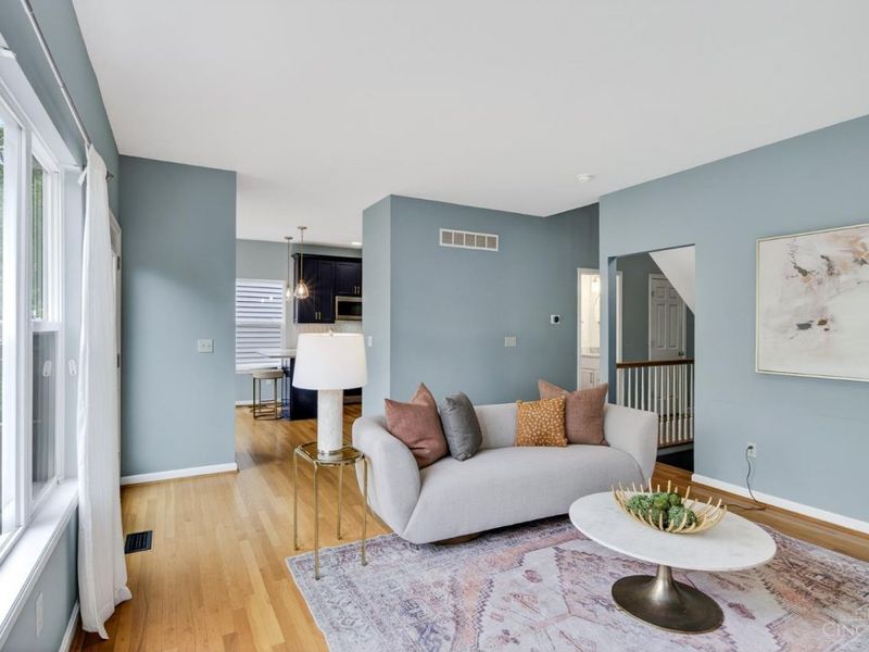 557 Hoge Street, Cincinnati, OH 45226 Photo 8