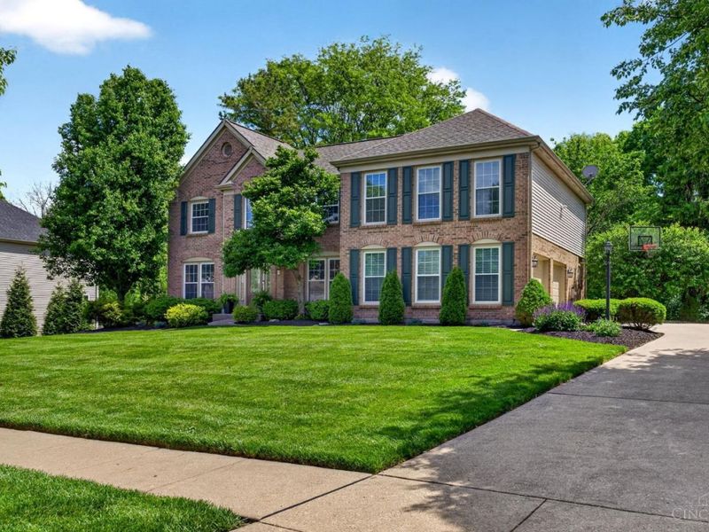 6235 Holly Hill Lane, West Chester, OH 45069 Photo 2