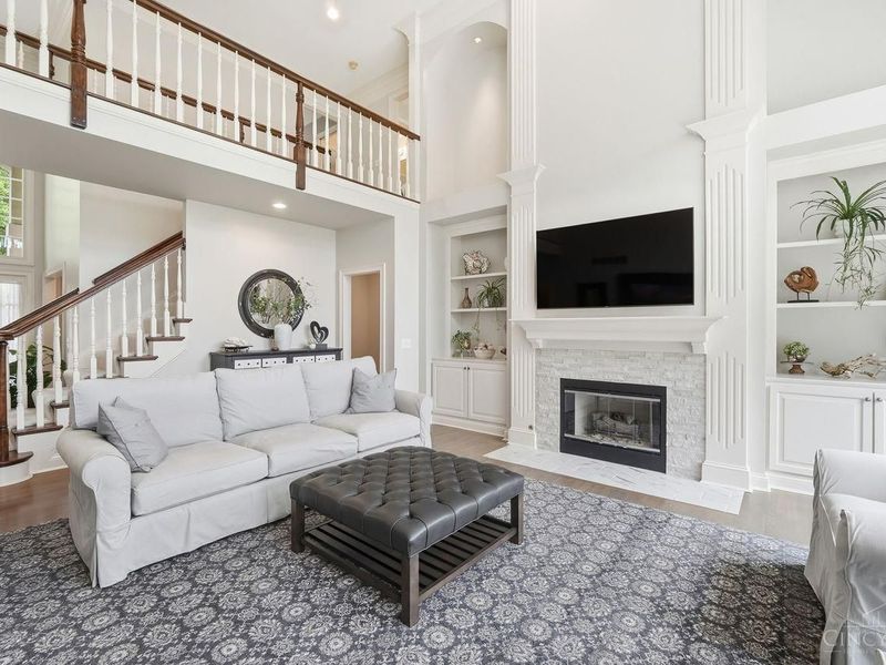 8623 Old Stone Court, Montgomery, OH 45249 Photo 16